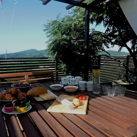 Apartma Sobe Pulec Dobrovo