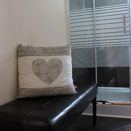 Apartma Sobe Pulec *