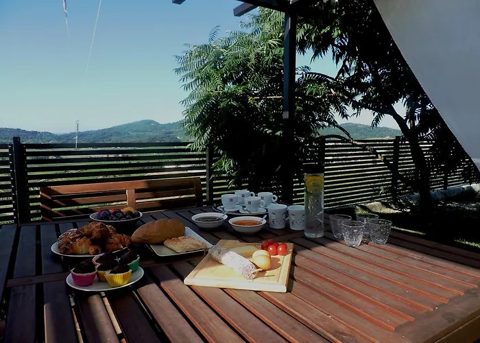 Apartma Sobe Pulec Dobrovo