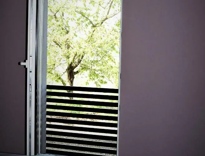 Apartma Sobe Pulec Dobrovo